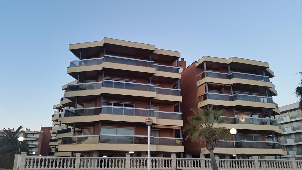 Apartamentos Alquihouse Vilafortuny Cambrils Eksteriør bilde